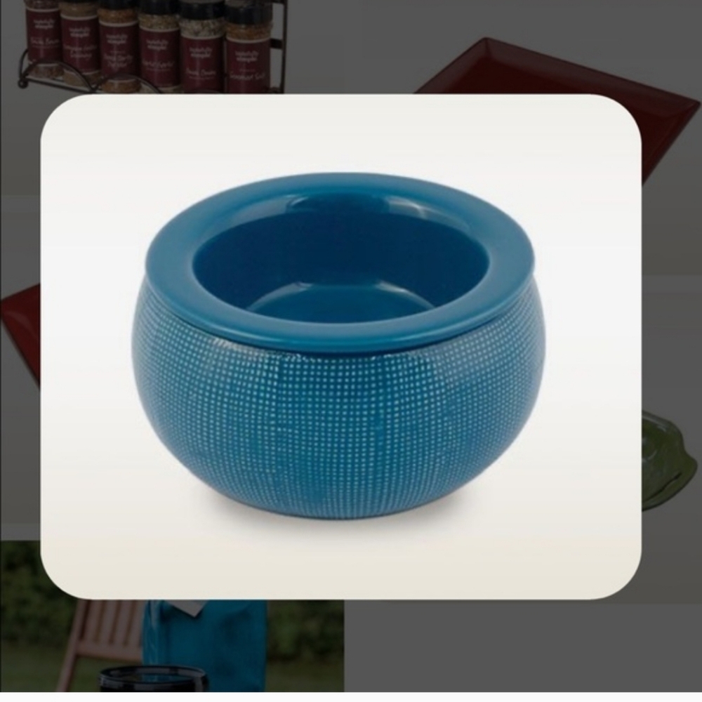 Tastefully Simple Blue Dip Chiller Bowl